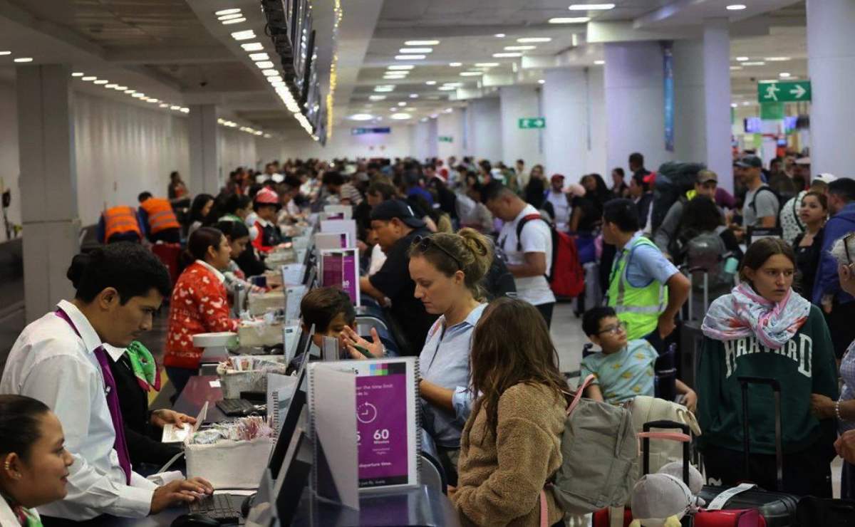 Se desacelera tráfico de pasajeros en aeropuerto de Cancún, en enero creció 0.8%