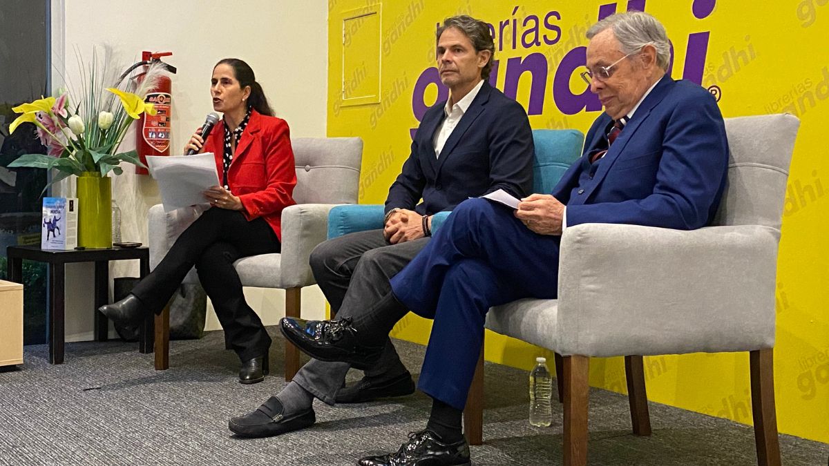 Andrés Pérez presenta su libro “Conquista tu propia montaña”